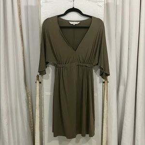 Trina Turk medium green stretch dress